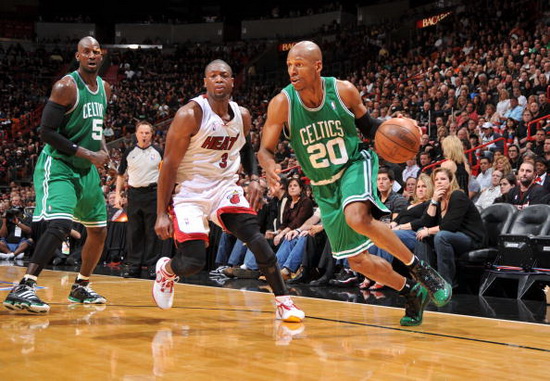 电讯报：卡森离队后，曼城相中切尔西三门贝蒂内利