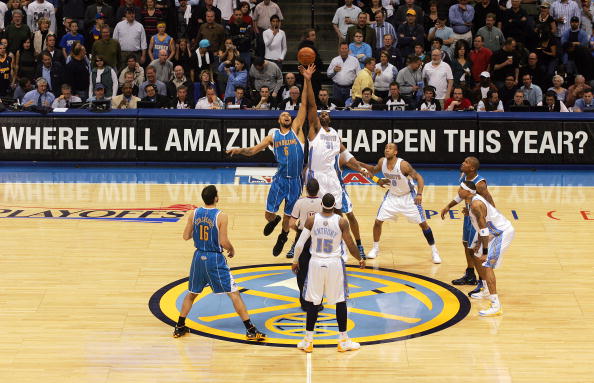 雄鹿内线优势明显 字母哥统治攻防