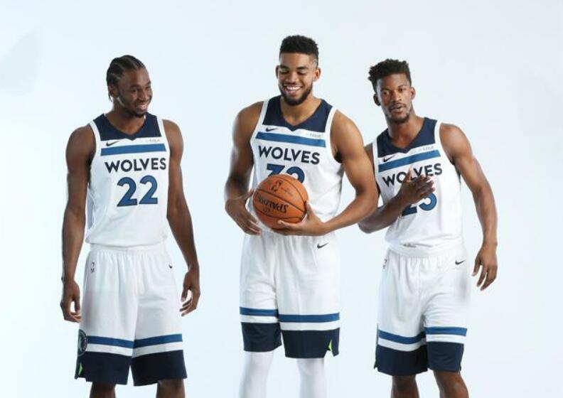 西部垫底国王成火箭天敌