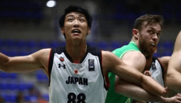 欧冠综合：阿森纳大捷 皇马小胜