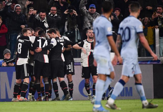 网友晒视频：今天在野球场遇到神似NBA顶级射手克莱打法！