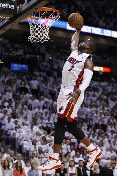 太阳报：伯利与其他各位老板达成一致，斯坦福桥将全面重建