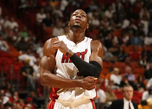 希罗：我才复出6场跟球队化学反应需循序渐进，球队防守需更好