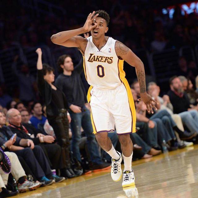 2500万超值？4万球迷骂声中，新援6次神扑拯救巴萨！弑旧主获MVP