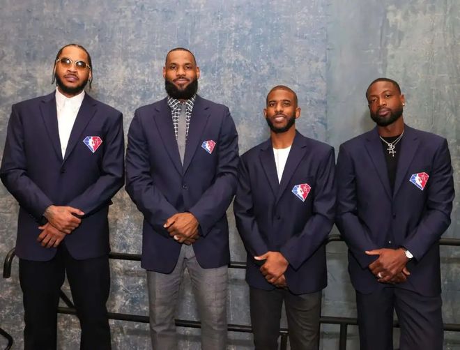 七项数据第一，成NBA夺冠热门！被联盟力捧，但你们很难赢得尊重