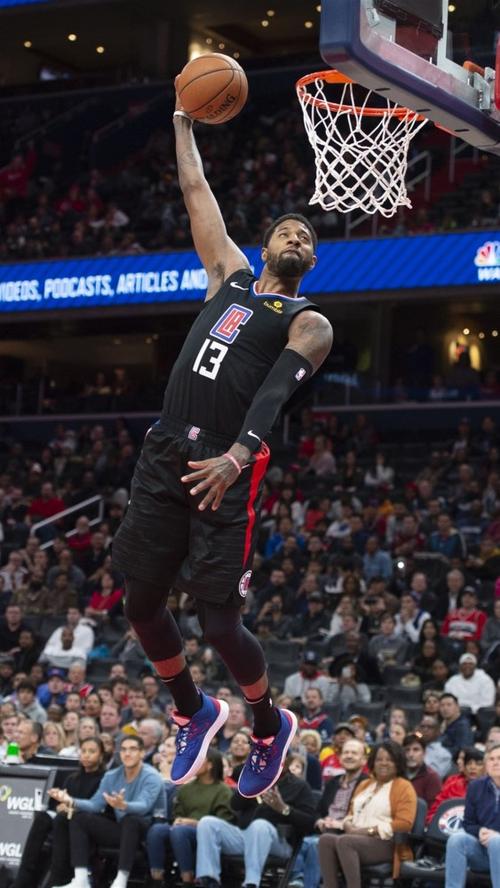 NBA最新传闻：安东尼·戴维斯受伤后，老鹰锁定独行侠内线其他目标