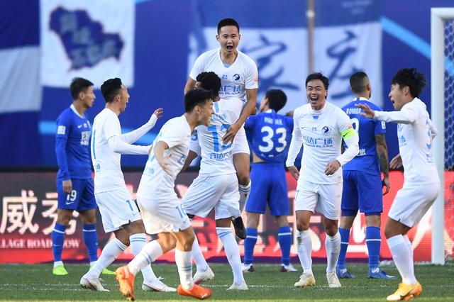 曼城与多特蒙德争夺佩德罗，巴黎圣日耳曼静候良机