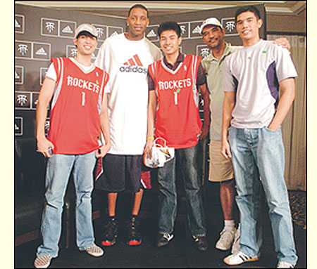 斯基拉：一家英超俱乐部询问了米兰前锋圣地亚哥的信息