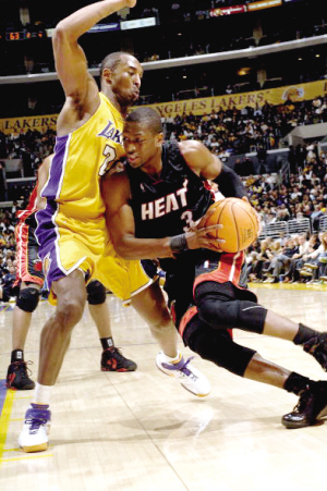 25赛季J联赛最佳颁奖：早川友基MVP，罗德里格斯最佳教练