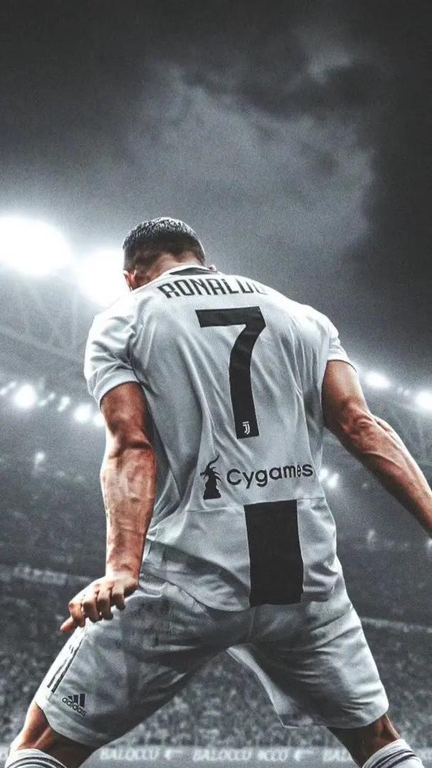 NBA焦点战：凯尔特人逆转热火,